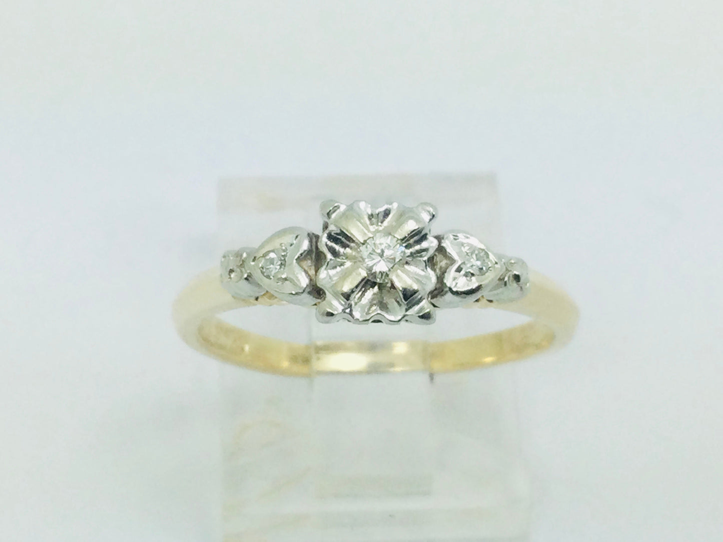 14k Yellow and White Gold Round Cut 4pt Diamond Heart Vintage Ring