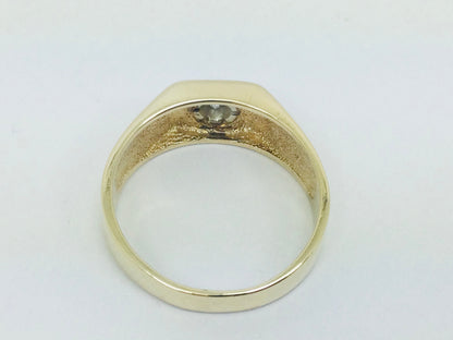 10k-14k Yellow Gold 8pt Round Cut Diamond Solitaire Ring
