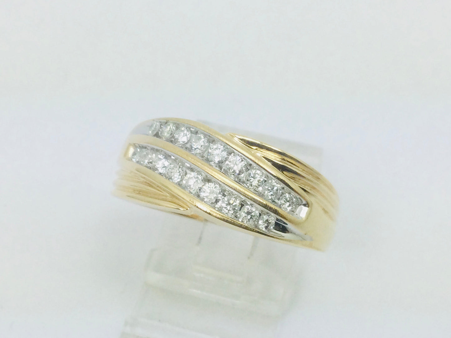 14k Yellow Gold Round Cut 0.5c0t Diamond Row Set Ring