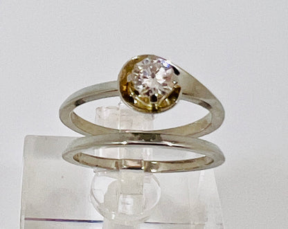 18k White Gold Round Cut 33pt Diamond Solitaire Ring Set