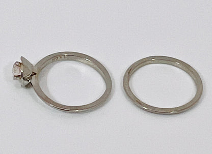 18k White Gold Round Cut 33pt Diamond Solitaire Ring Set