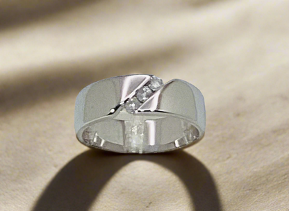 14k White Gold Brilliant Cut 15pt Diamond Band Ring