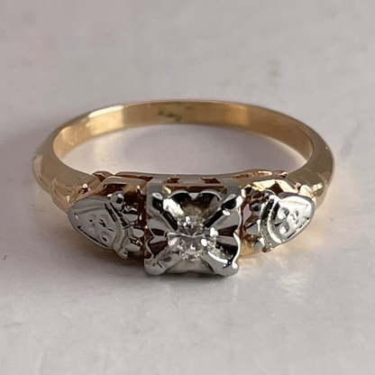 14k-18k Yellow & White Gold Round Cut 0.06ct Diamond Solitaire Ring