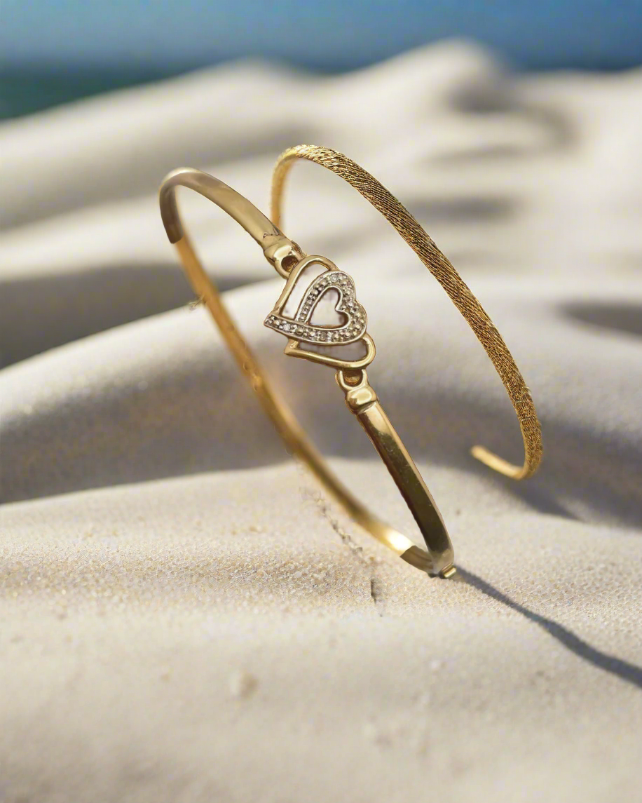 10k Gold Diamond Heart Bracelet