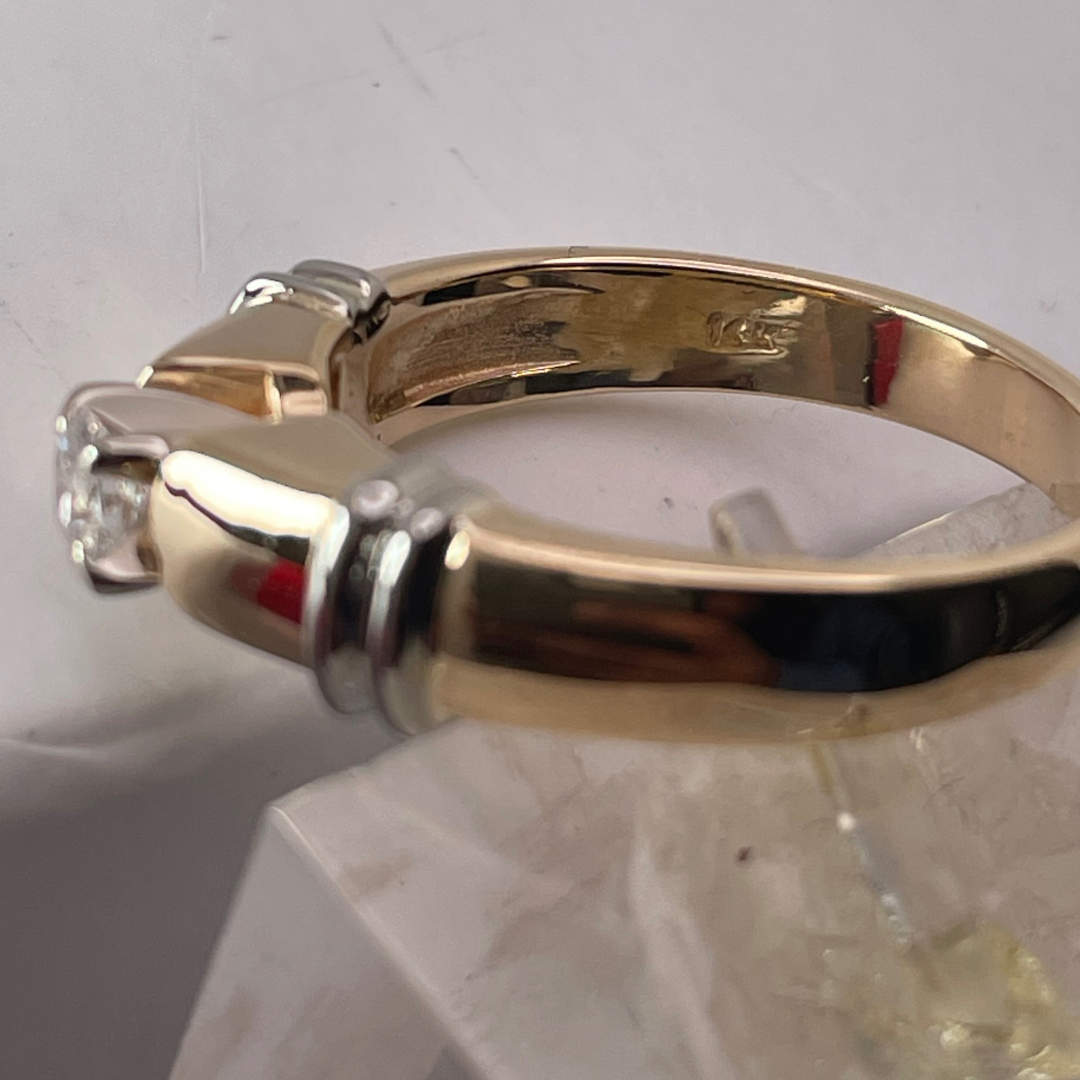 Lady's 14k Yellow & White Gold 0.22ct Diamond Solitaire Ring