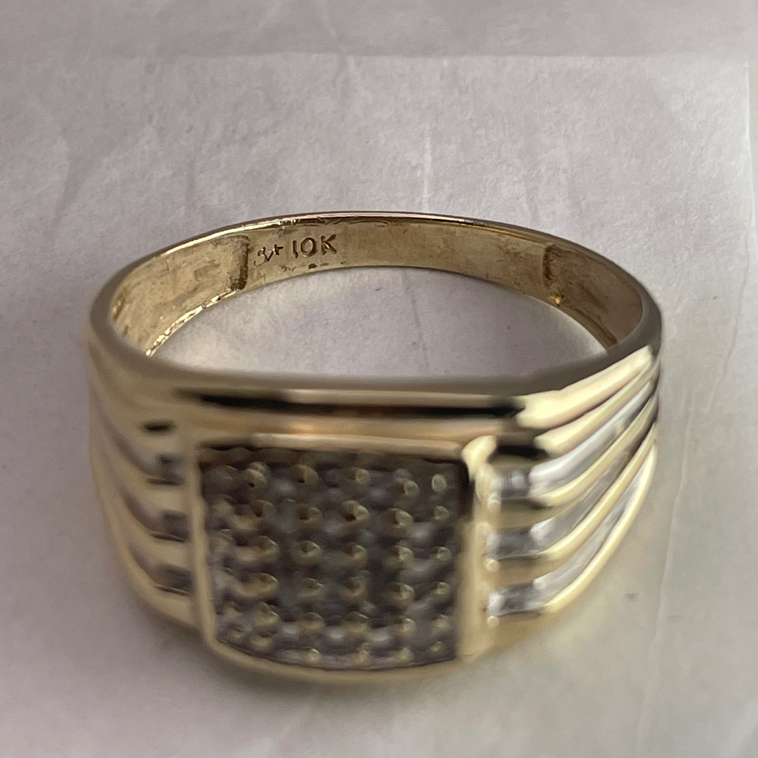 10k Yellow & White Gold 0.13ct Diamond Ring