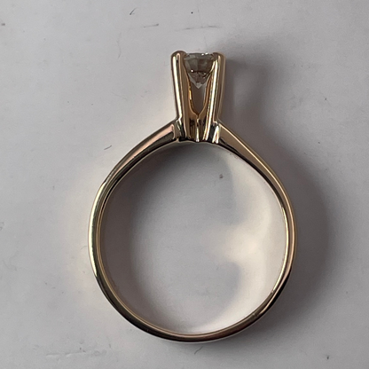 14k Yellow Gold Brilliant Cut 35pt Diamond Solitaire Ring