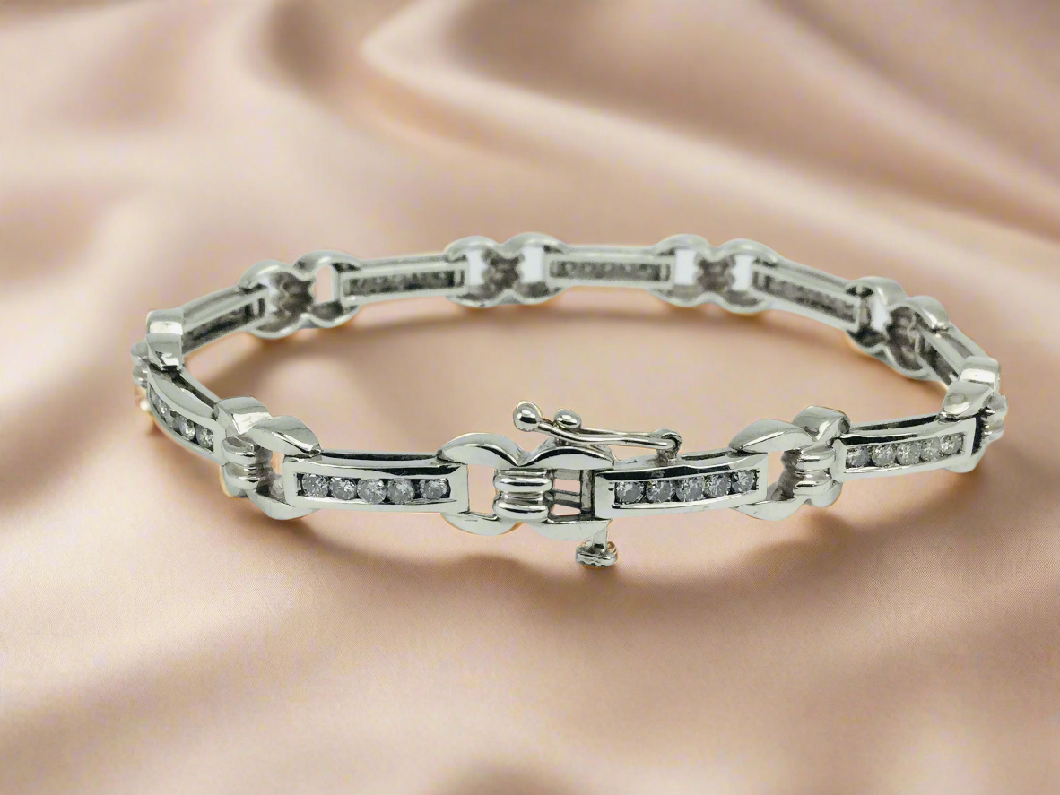 14k White and Yellow Gold Round 1.35ct Diamond Tennis Bracelet