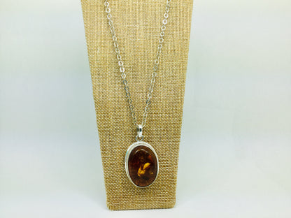 Sterling Silver Amber Pendent and Chain Necklace