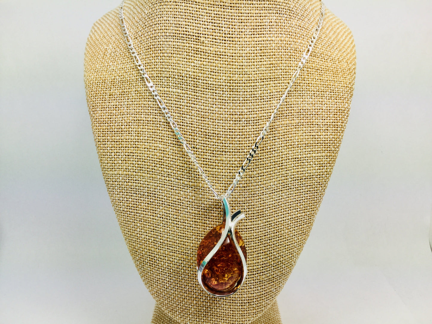Sterling Silver Amber Pendent and Chain Necklace