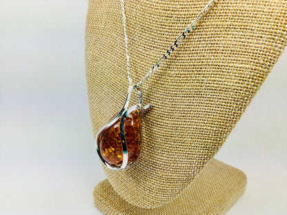 Sterling Silver Amber Pendent and Chain Necklace
