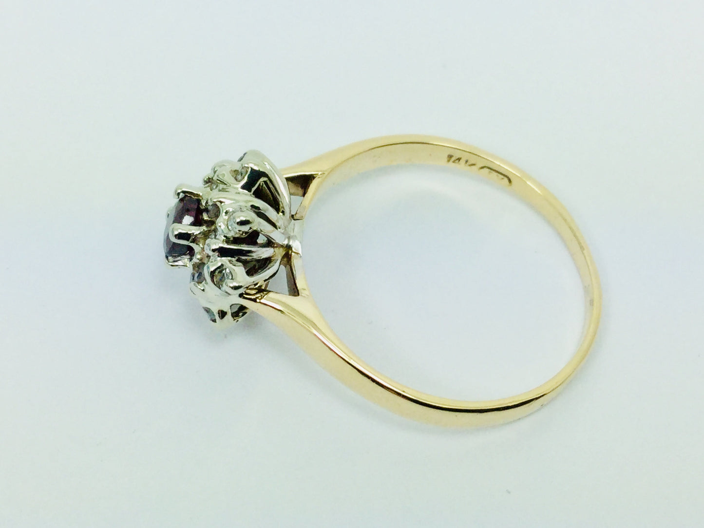 14k Yellow Gold Round Cut Garnet January Birthstone & Diamond Cluster Ring