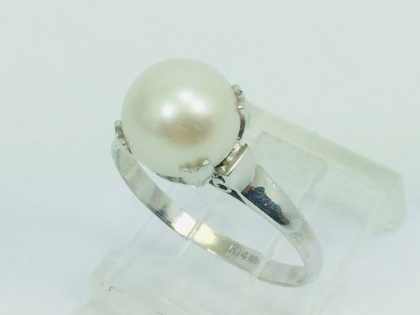 14k White Gold Genuine Pearl June Birthstone Cocktail Ring