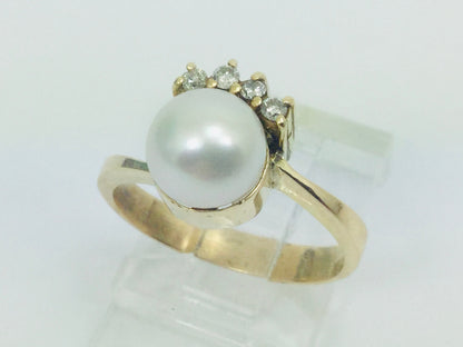 14k Yellow Gold Genuine Pearl June Birthstone & Diamond Ring